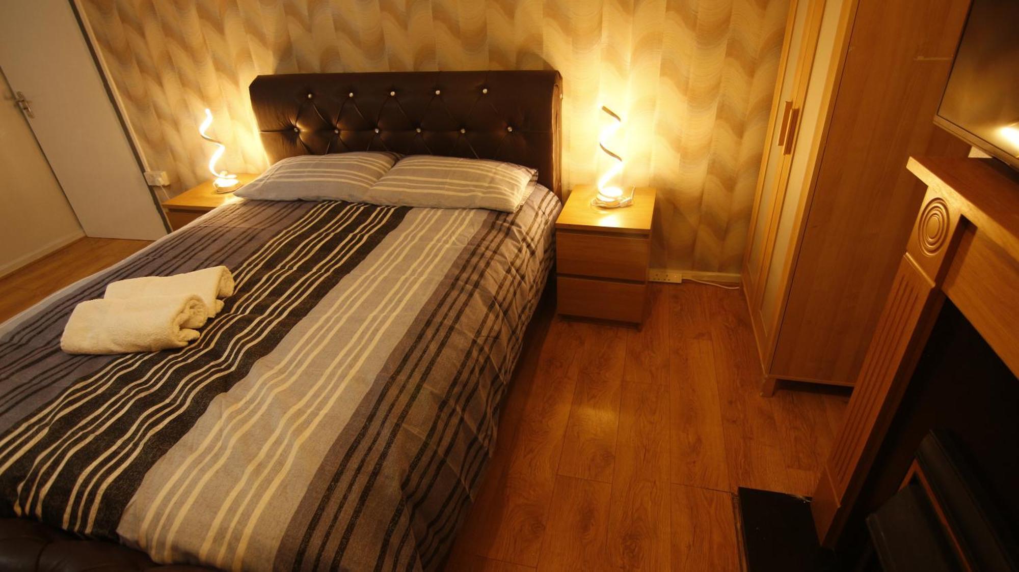 Birmingham City Centre Lovely Family Gateway ภายนอก รูปภาพ